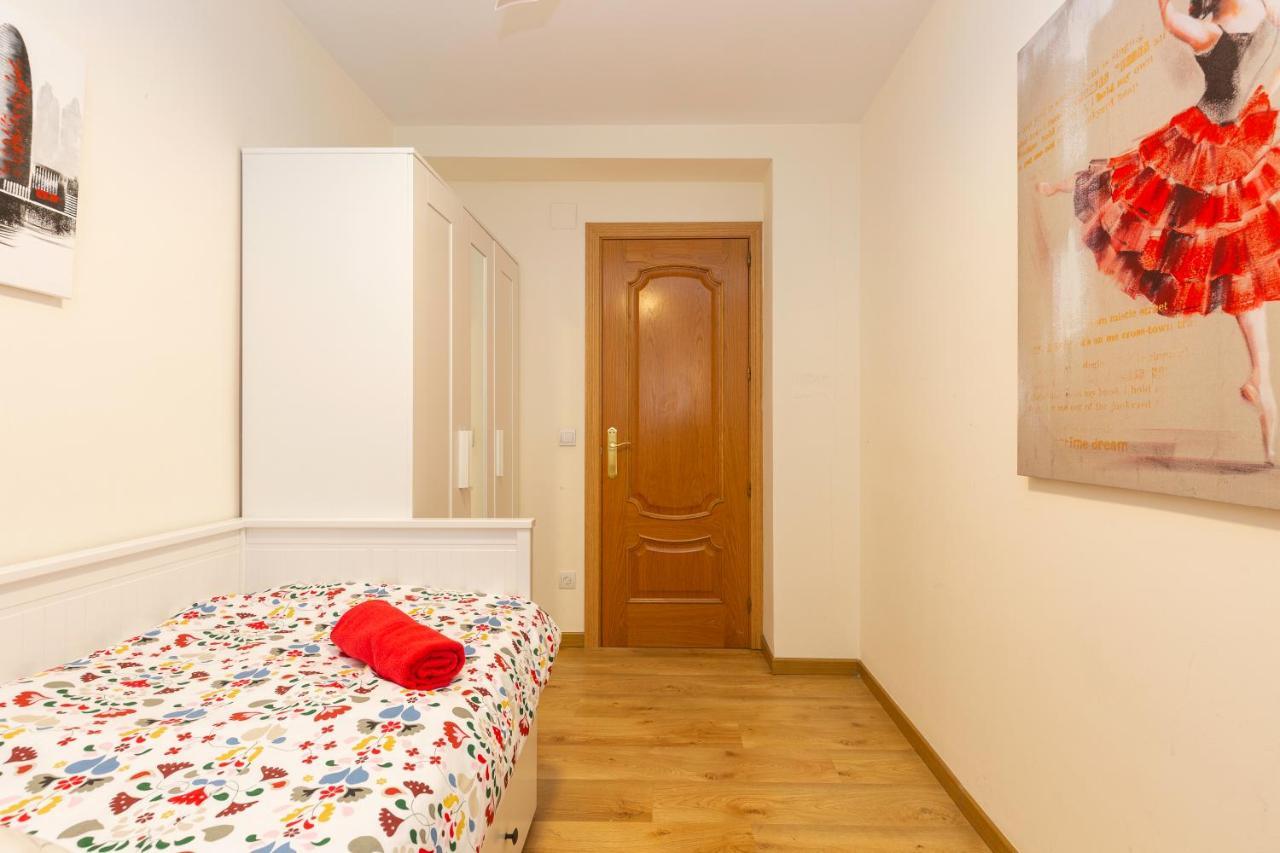 Apartamento Puente De Segovia Apartman Madrid Kültér fotó